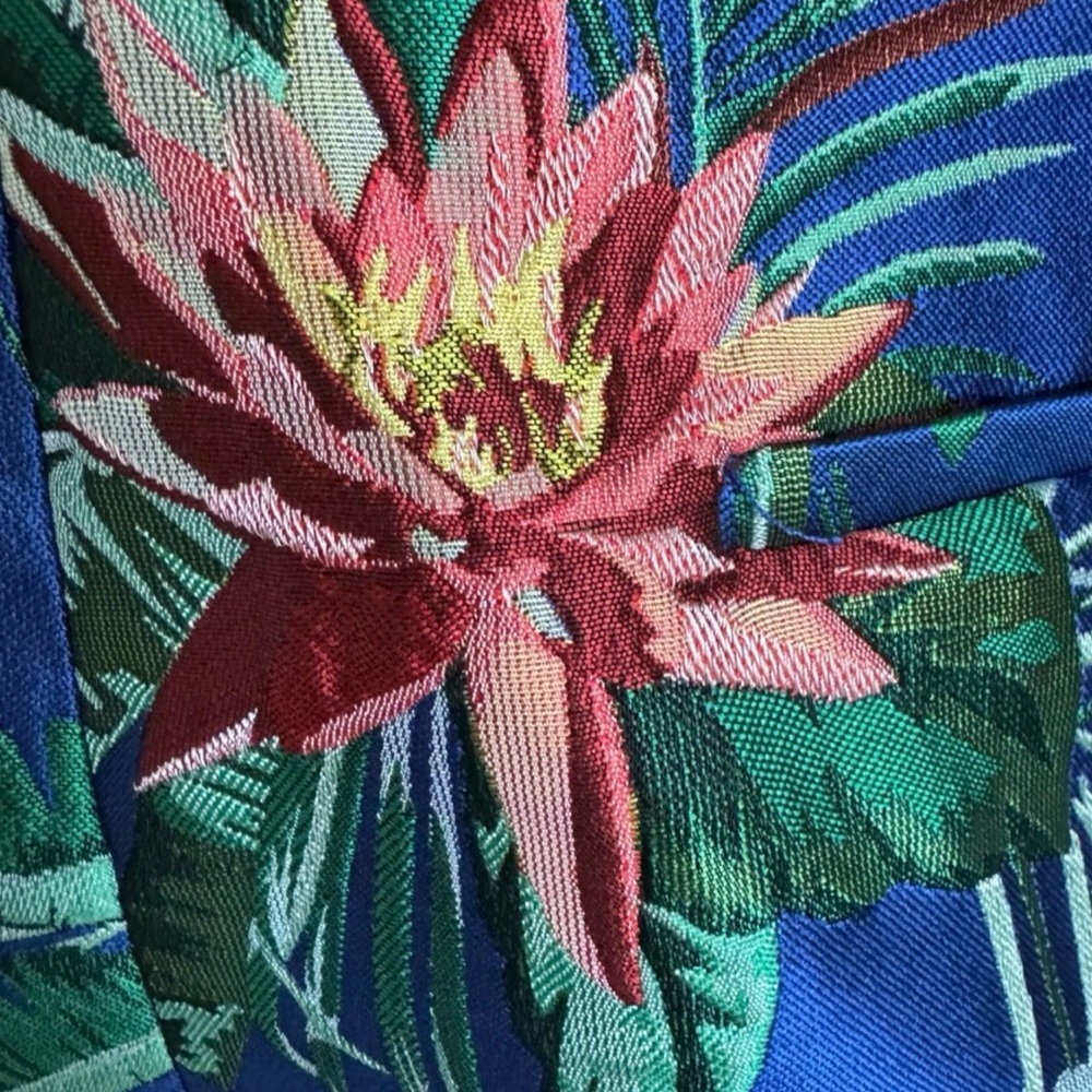 Like New-Never Worn-CeCe-Havana Fiesta Tropical Jacquard shorts